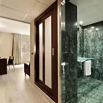 Hotel Front Maritim