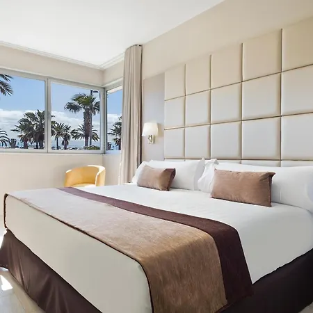 Hotel Front Maritim 4*
