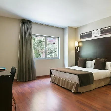 Front Maritim Hotel 4*