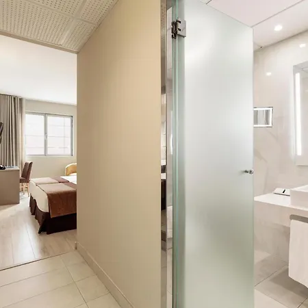 Front Maritim 4*