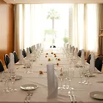 מלון Front Maritim 4*