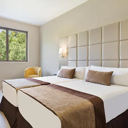 Front Maritim Hotel 4*