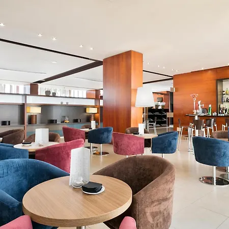 Hotel Front Maritim 4*