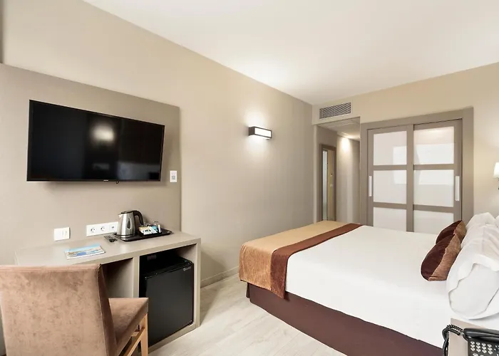 Front Maritim 4* Barcelona