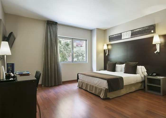 Front Maritim 4* ברצלונה