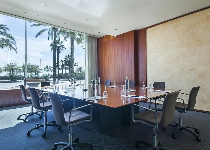 מלון Front Maritim